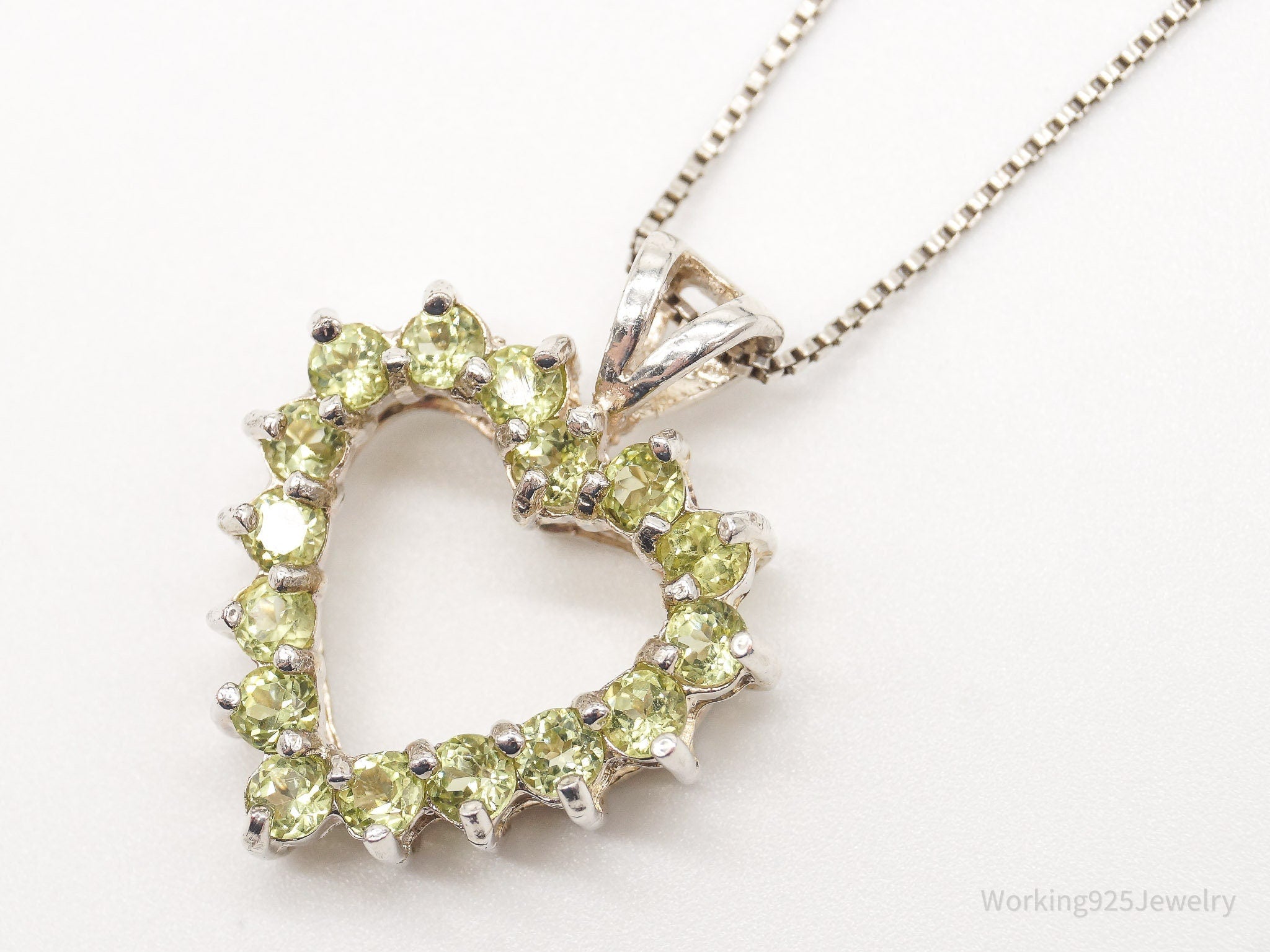 Vintage Designer DBJ Heart Peridot Sterling Silver Necklace | Jewelry > Necklaces > Pendants | Wiccan Center