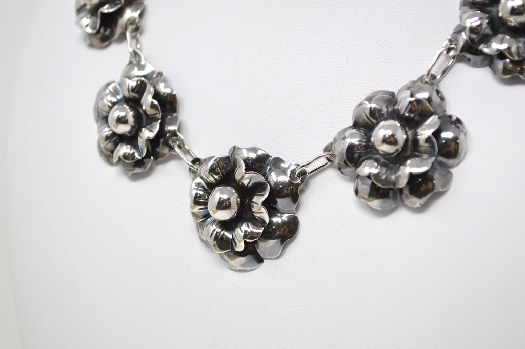 Vintage Mexico Sterling Silver Artisan 3D Oxidized Flower Motif Necklace 16 Inch | Jewelry > Necklaces | Wiccan Center
