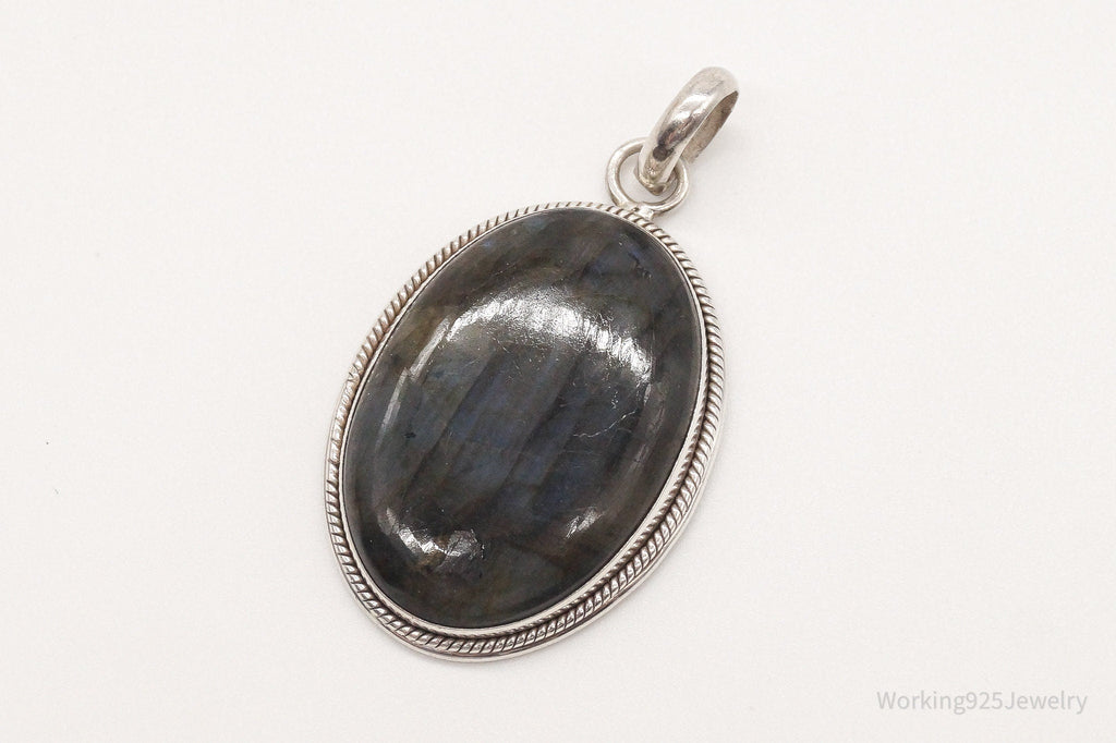 Vintage Large Labradorite Sterling Silver Pendant | Jewelry > Necklaces > Pendants | Wiccan Center