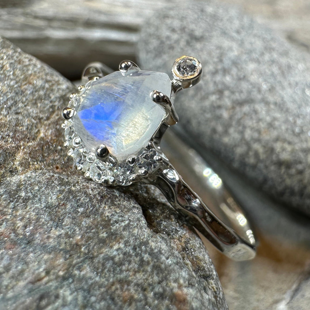 Fayre Moonstone Ring | Ring | Wiccan Center