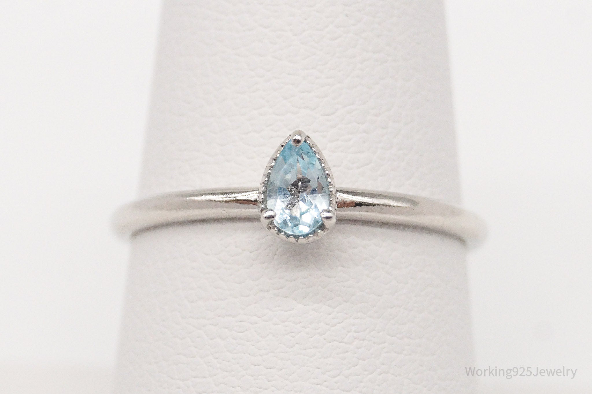 Vintage Blue Topaz Sterling Silver Ring - Size 8 | Jewelry > Rings | Wiccan Center