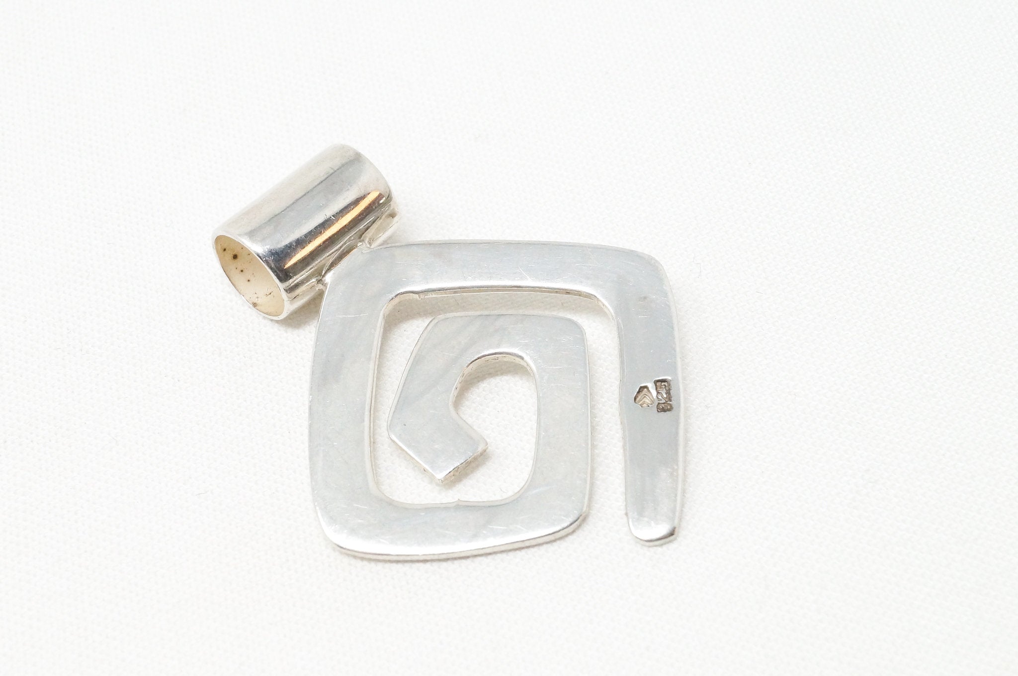 Retired Silpada Spiral Geometric Maze Sterling Silver Necklace Pendant | Jewelry > Necklaces > Pendants | Wiccan Center