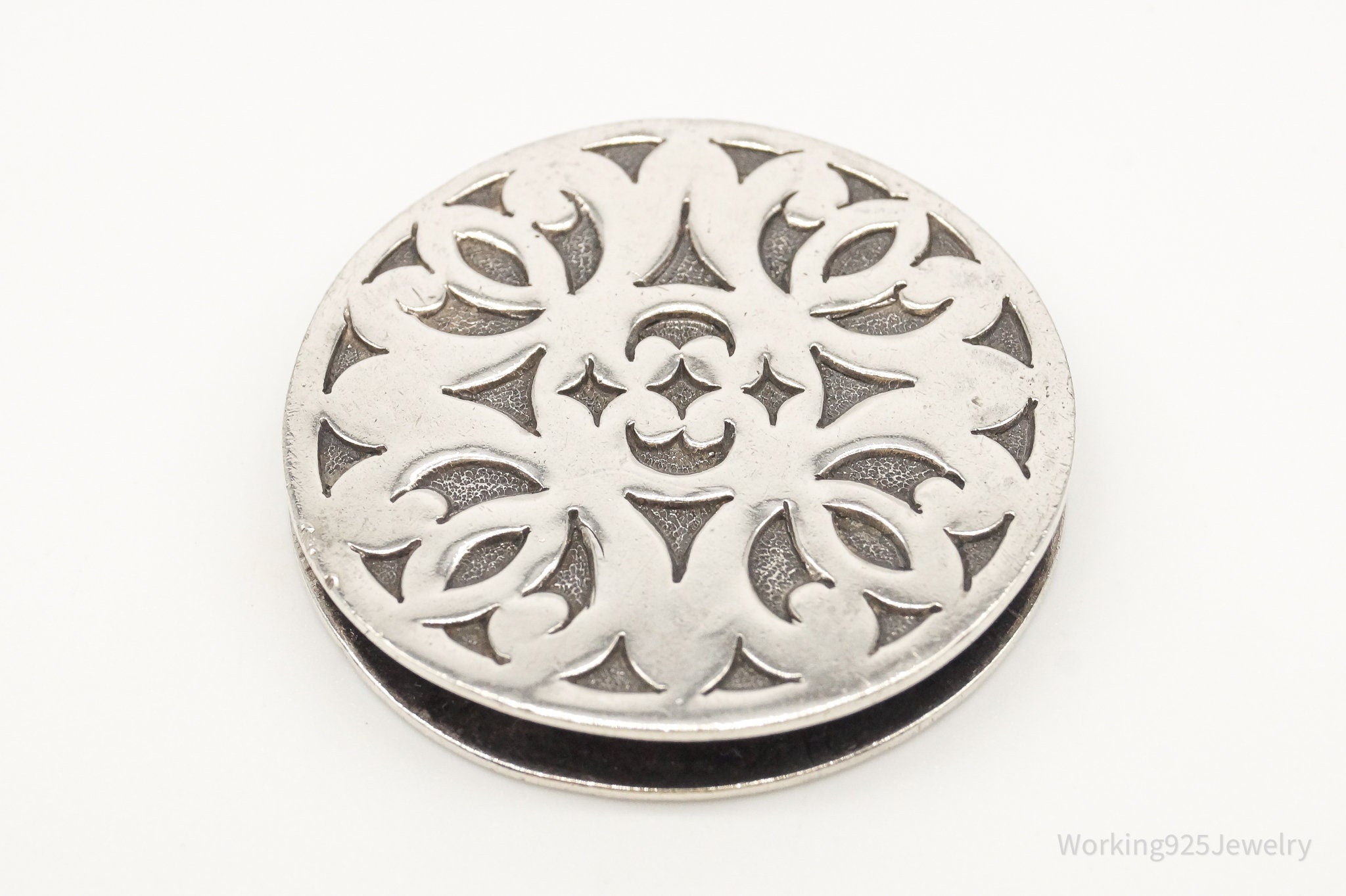 Vintage Indonesia Bali Sterling Silver Disk Rope Necklace Pendant | Jewelry > Necklaces > Pendants | Wiccan Center
