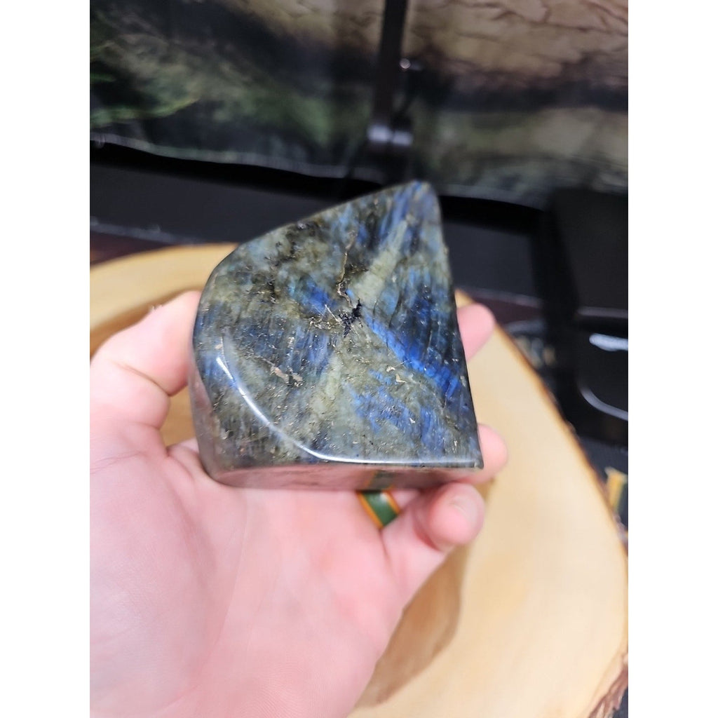 1.45LB 1Pcs Natural Rainbow Labradorite Crystal Spectrolite Stone
