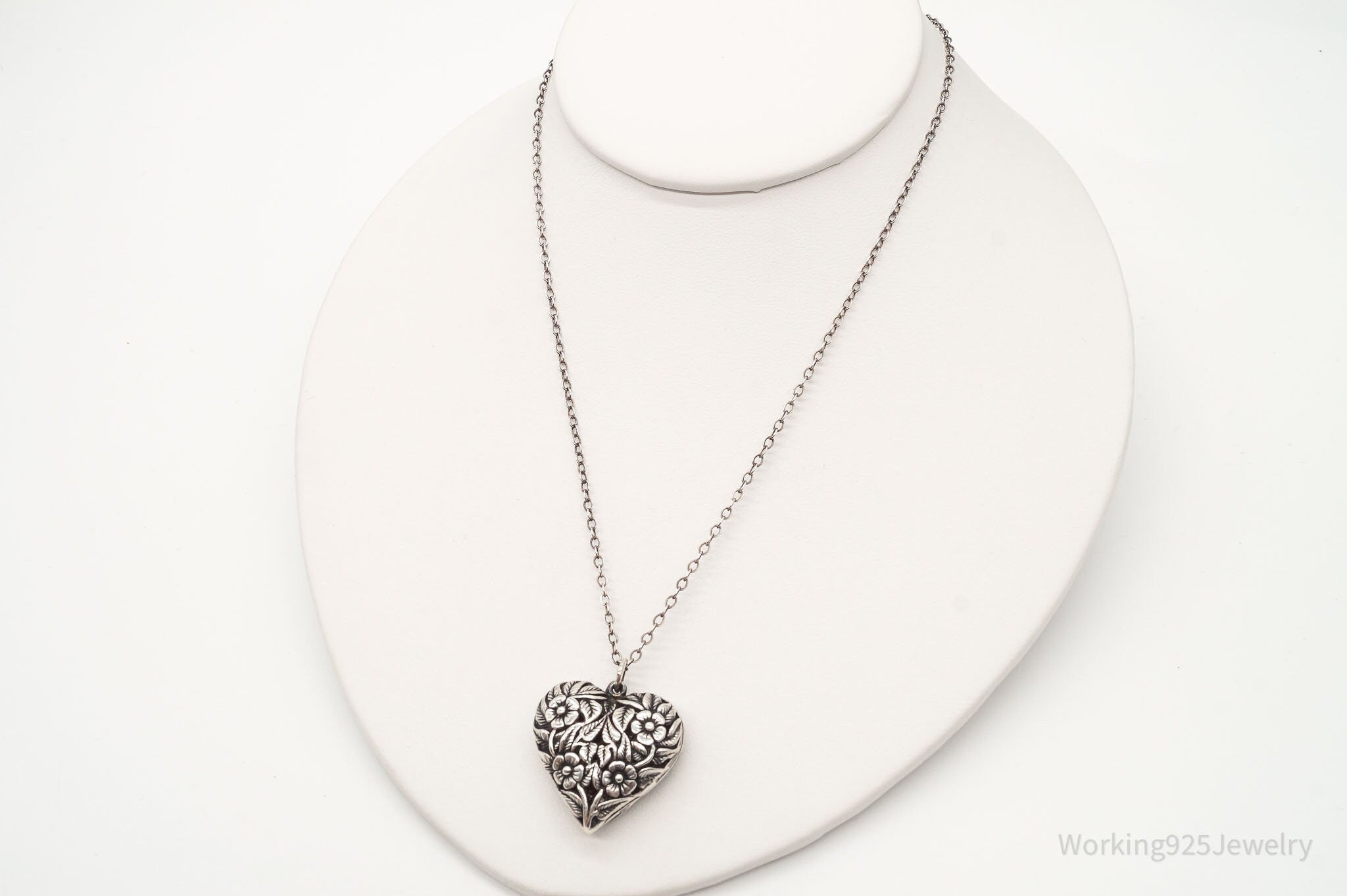 Vintage Large Heart and Flowers Sterling Silver Necklace | Jewelry > Necklaces > Pendants | Wiccan Center