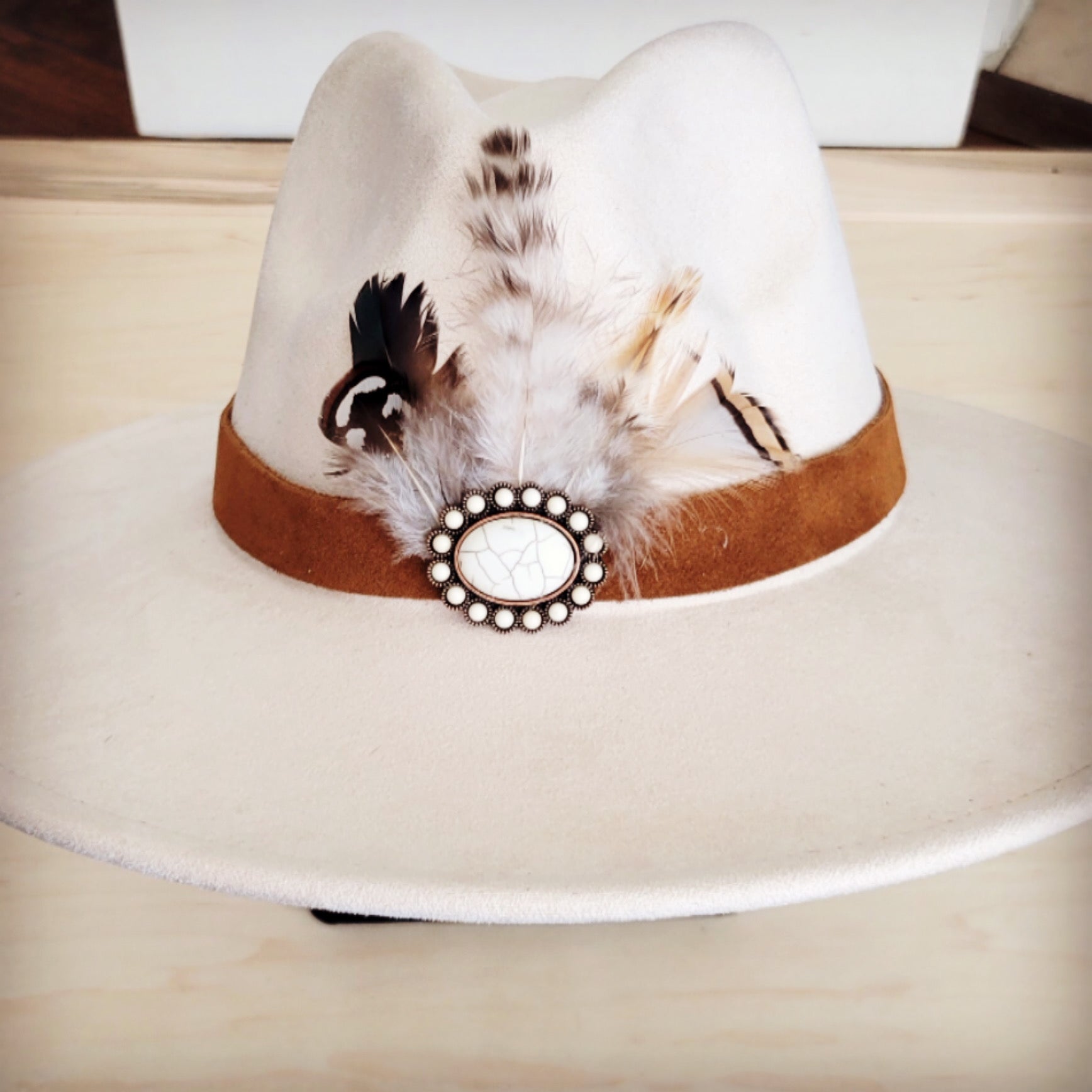 **Genuine Suede Leather Hat Band w/ Stone Pendant & Feathers 954u | Hat Band | Wiccan Center