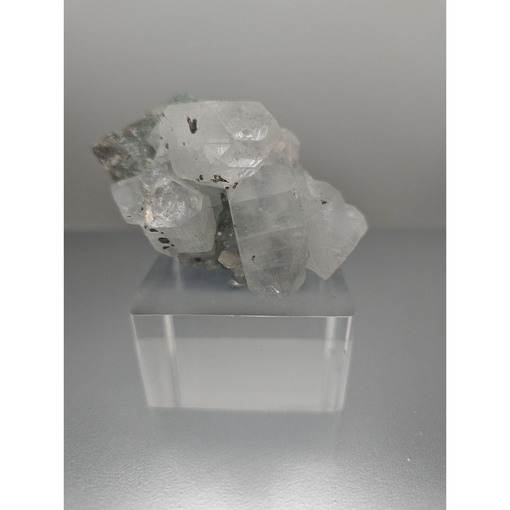 Apophyllite crystal specimen 108grams | Mineral Specimens | Wiccan Center