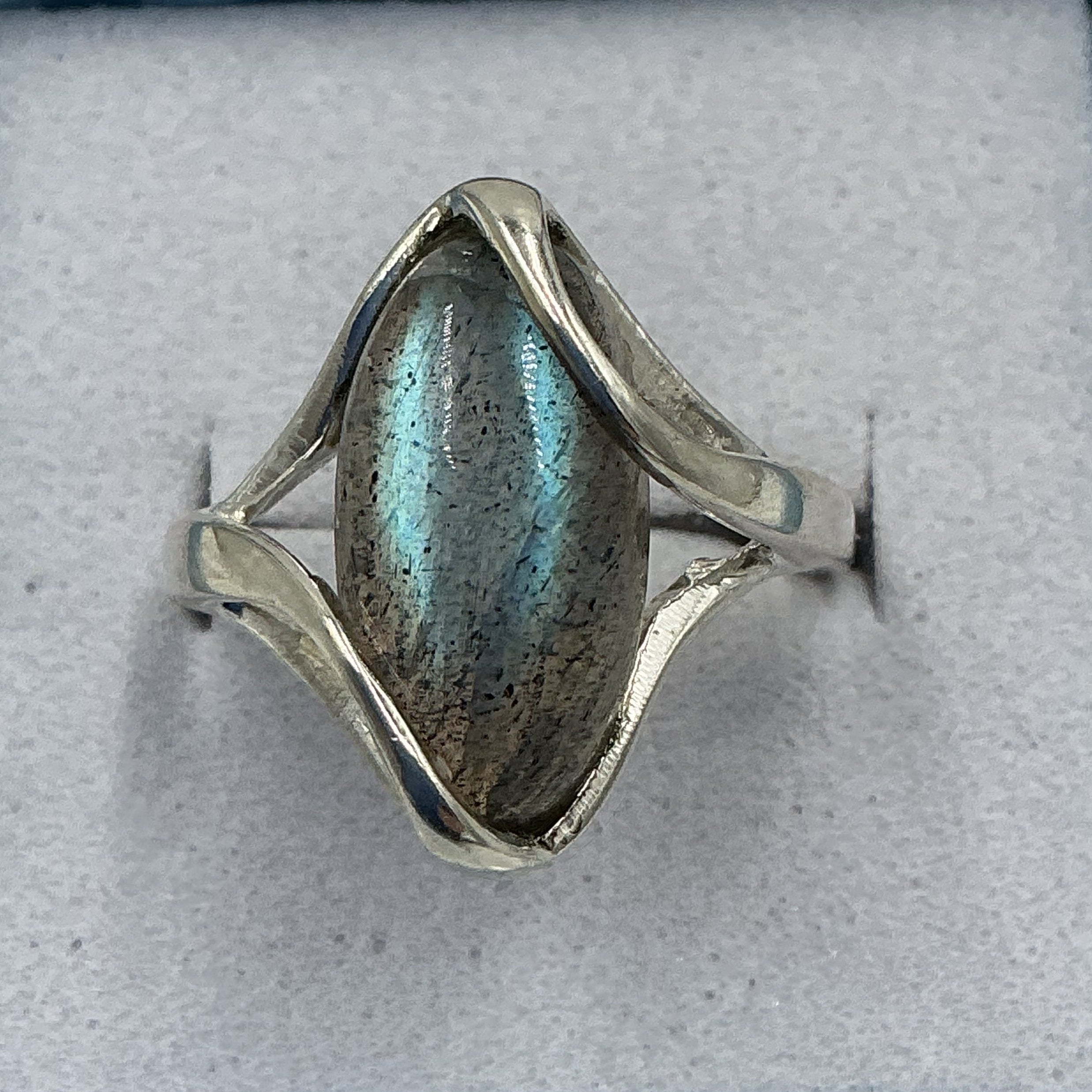 Sterling Silver Light Labradorite Oval Ring - Size 8 - Magic Container | Rings | Wiccan Center