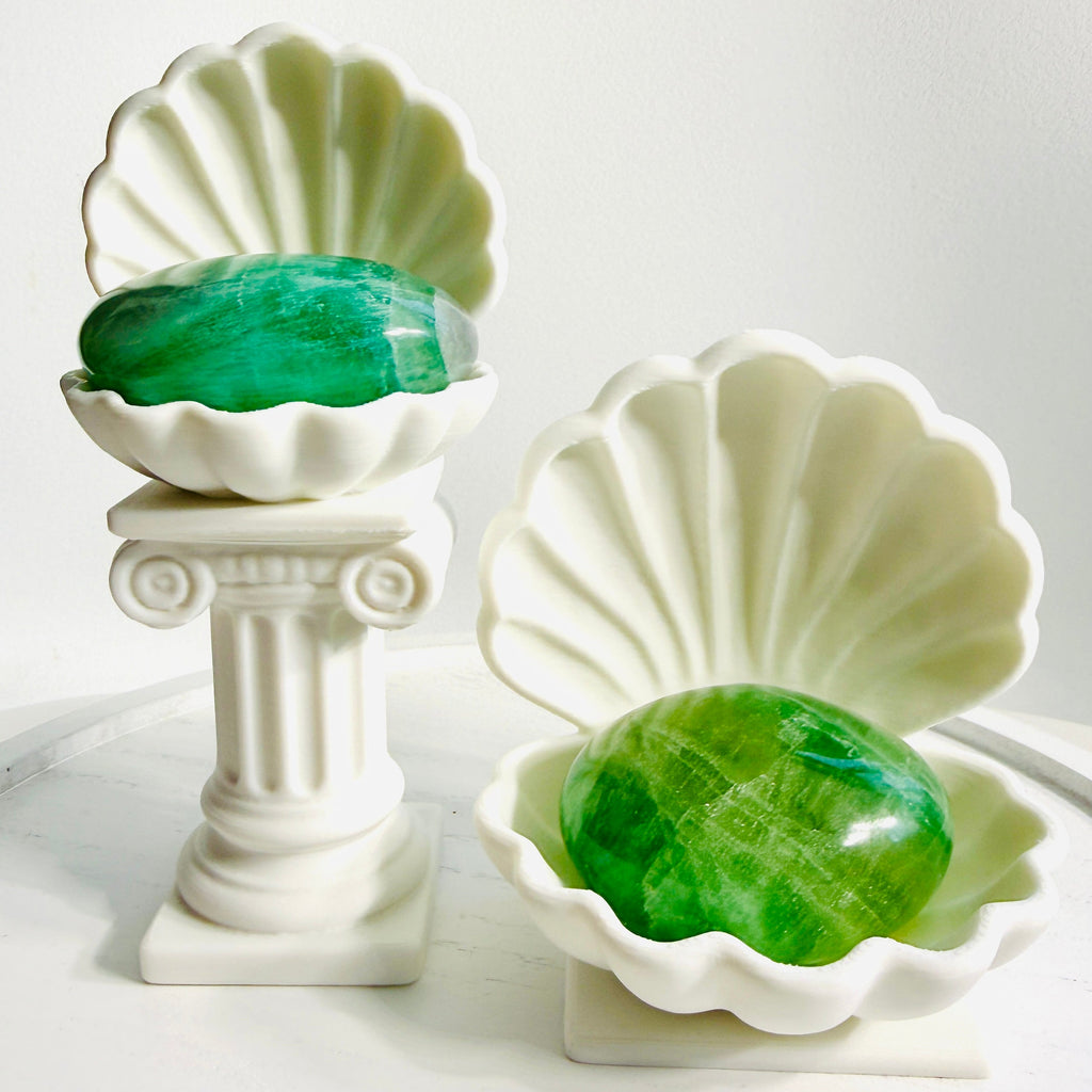 Original Venus Clam Shell Palm Stone Holder Set (2-Piece) – White 3D Printed Coastal Home Décor Display | Optional Palm Stones Included