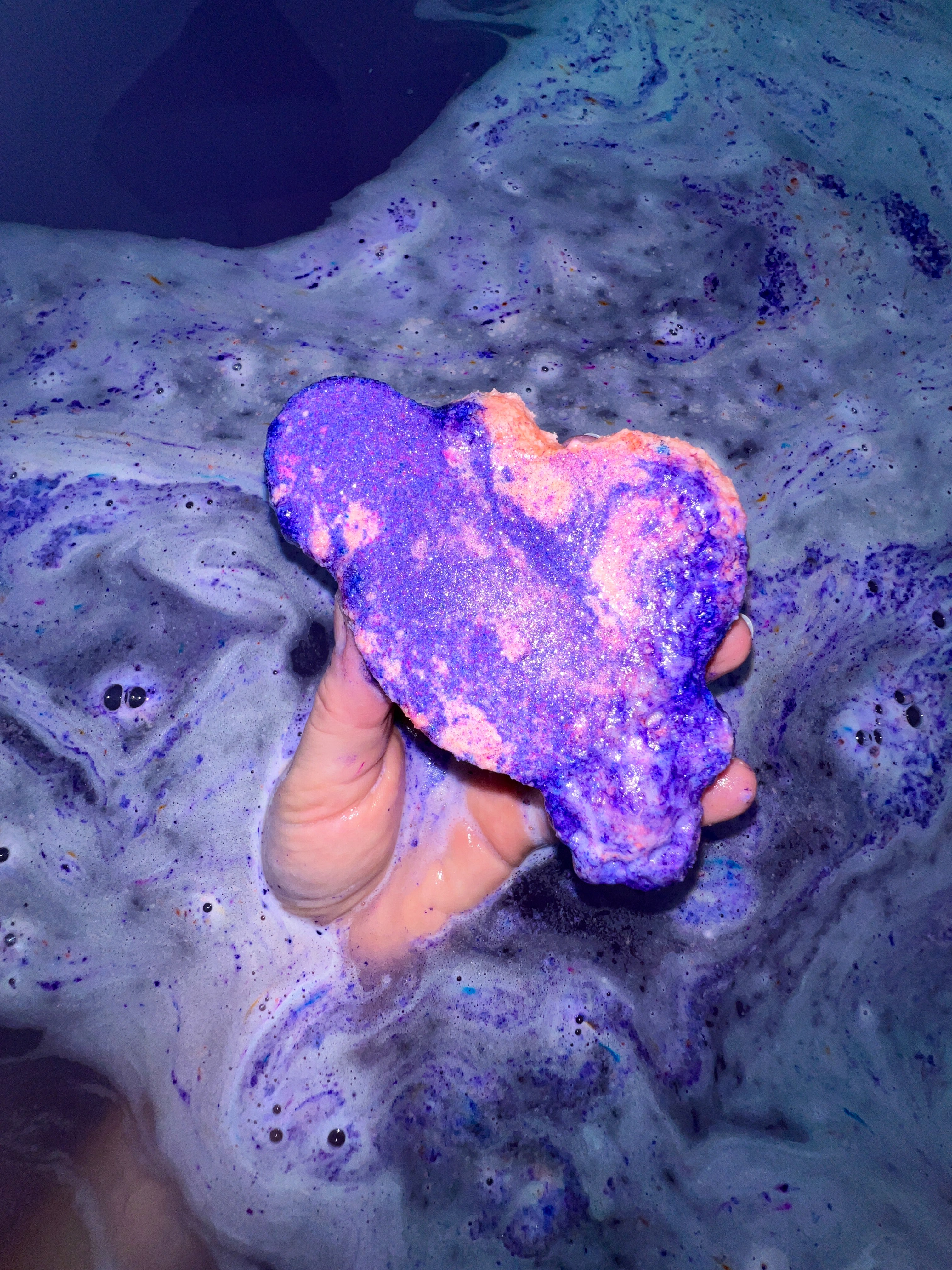 HEAD IN THE CLOUDS | BATH BOMB | Wiccan Center