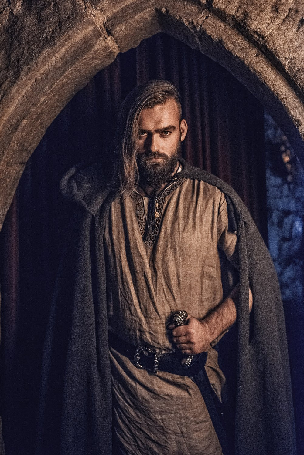 Linen Viking Tunic – Medieval Reenactment Shirt