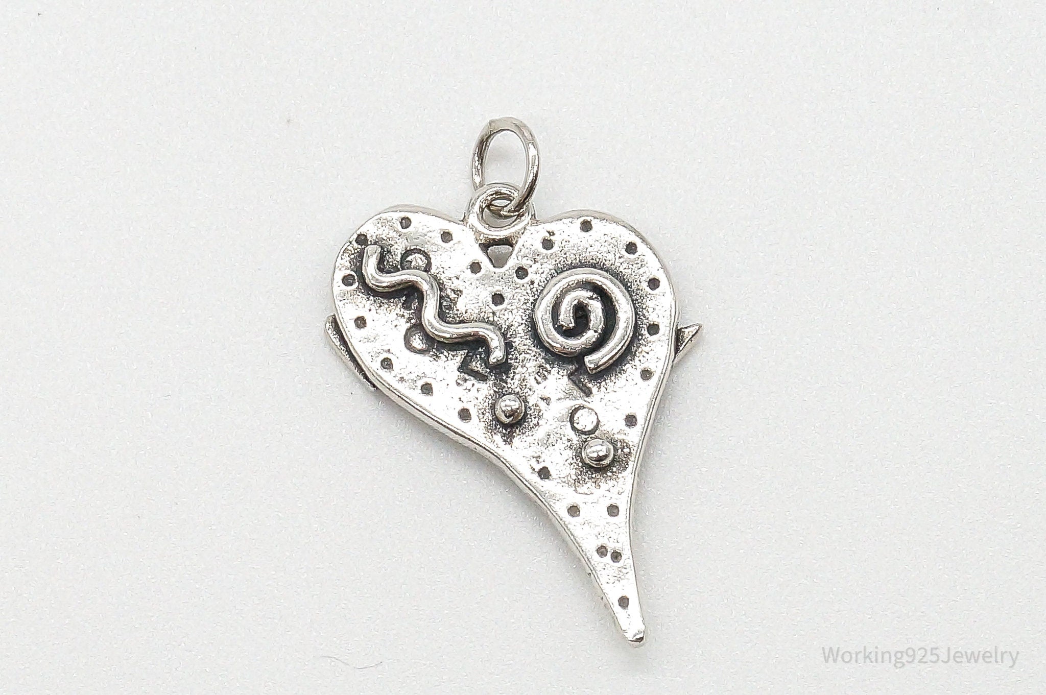 Vintage Artsy Heart Sterling Silver Pendant | Jewelry > Necklaces > Pendants | Wiccan Center