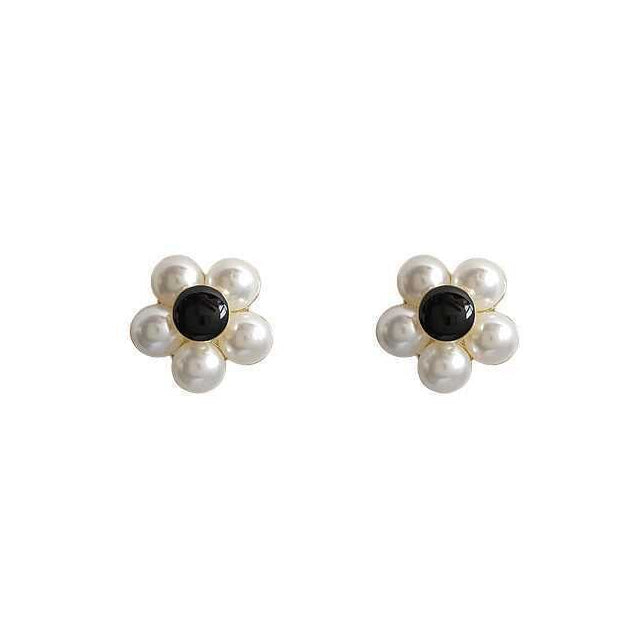 Small Pearl Flower Earring | Earring | Wiccan Center