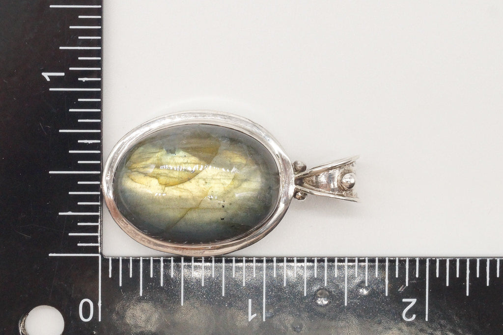 Vintage Large Labradorite Sterling Silver Pendant | Jewelry > Necklaces > Pendants | Wiccan Center