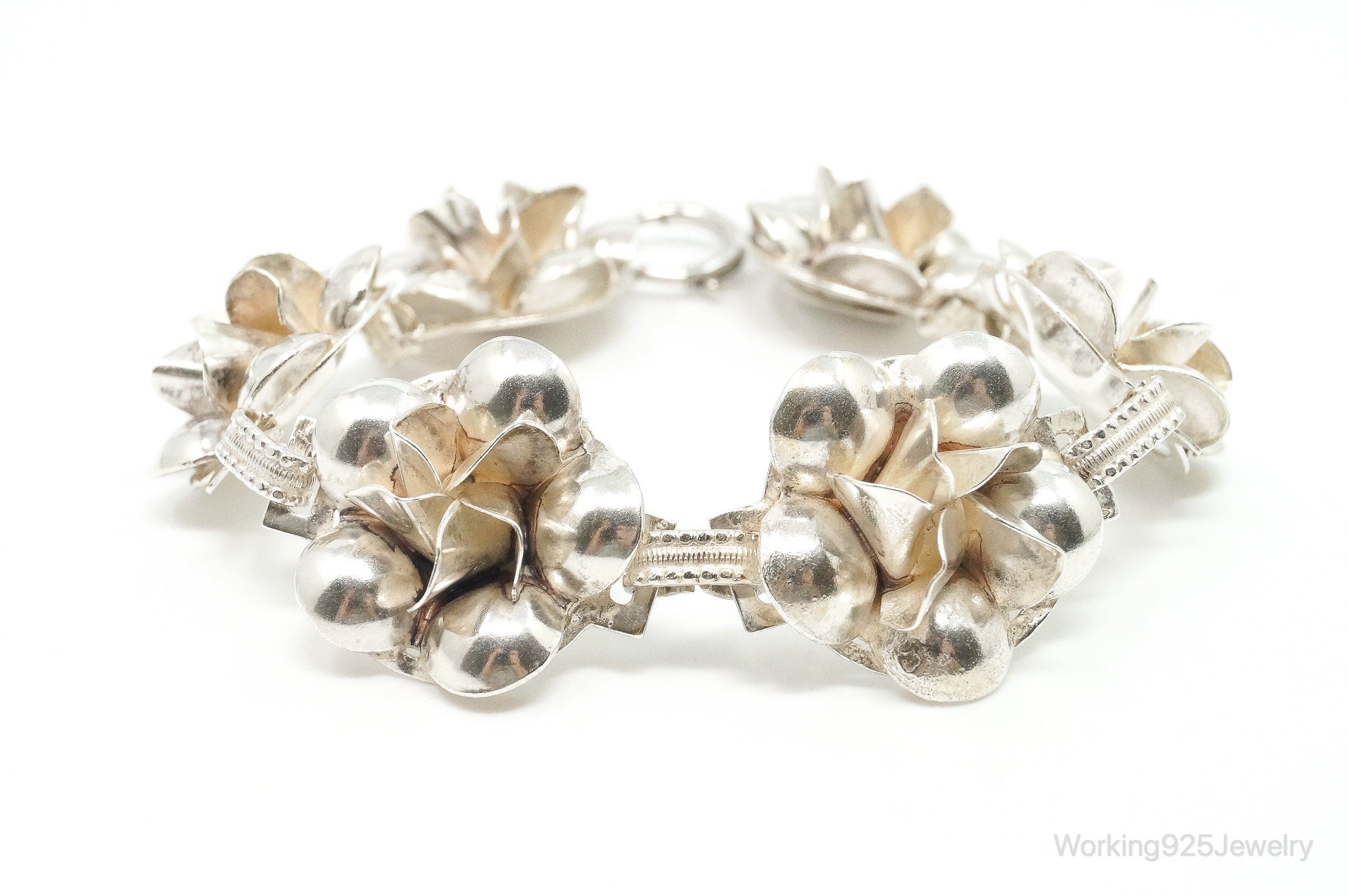 Vintage 1940s Raffaele Flower Silver Silver Panel Bracelet | Jewelry > Bracelets | Wiccan Center