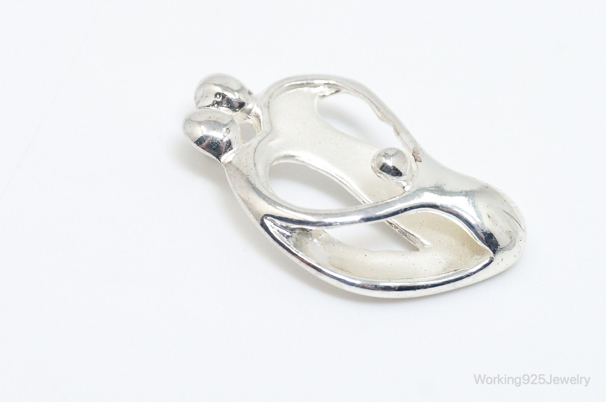 Vintage Native American Carolyn Pollack Relios Family Sterling Silver Pendant | Jewelry > Necklaces > Pendants | Wiccan Center
