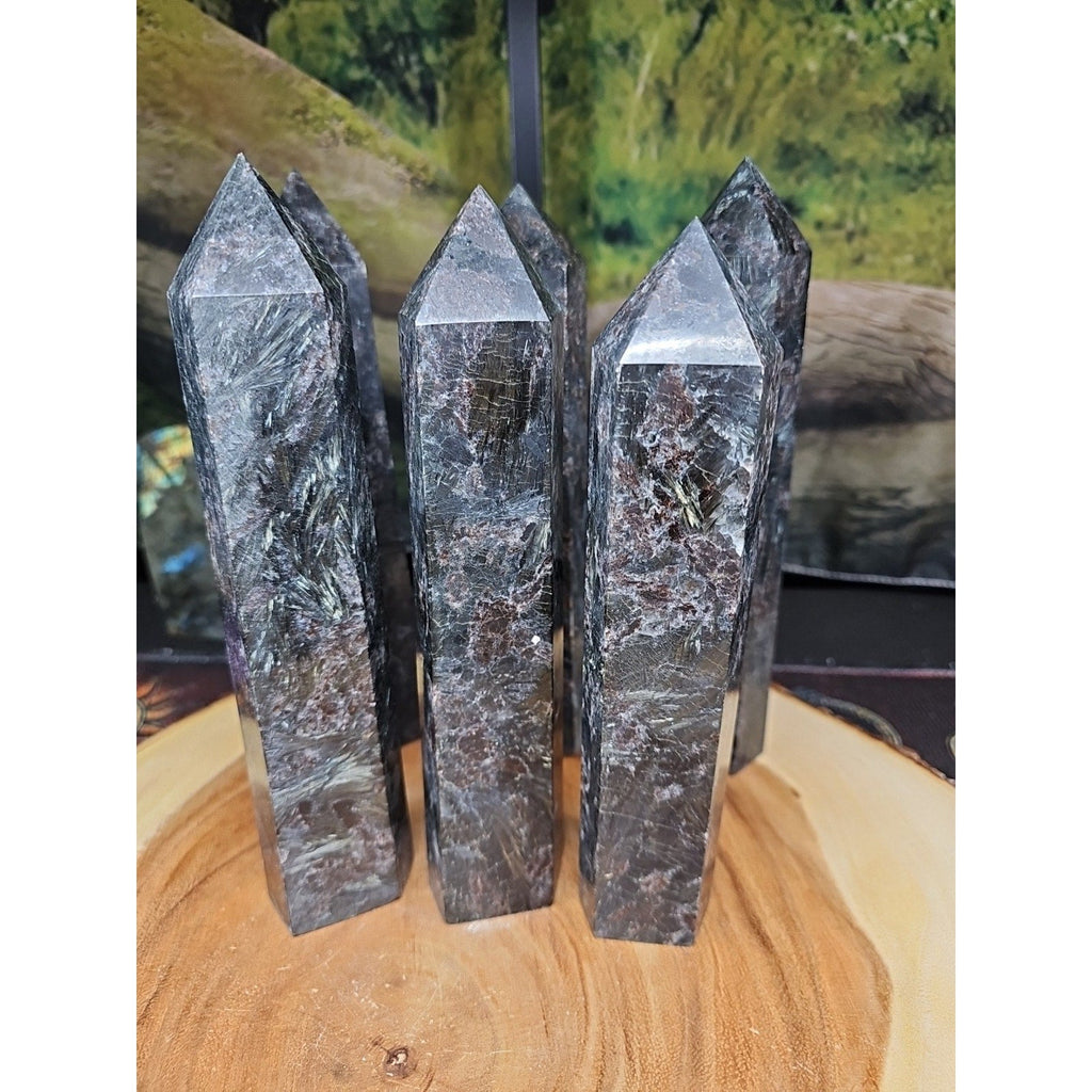 Arfvedsonite Garnet Crystal Tower with Blue Flash — 1.5–1.9 lbs, Polished | CrystalCloud Company | Crystal Points & Towers | Wiccan Center