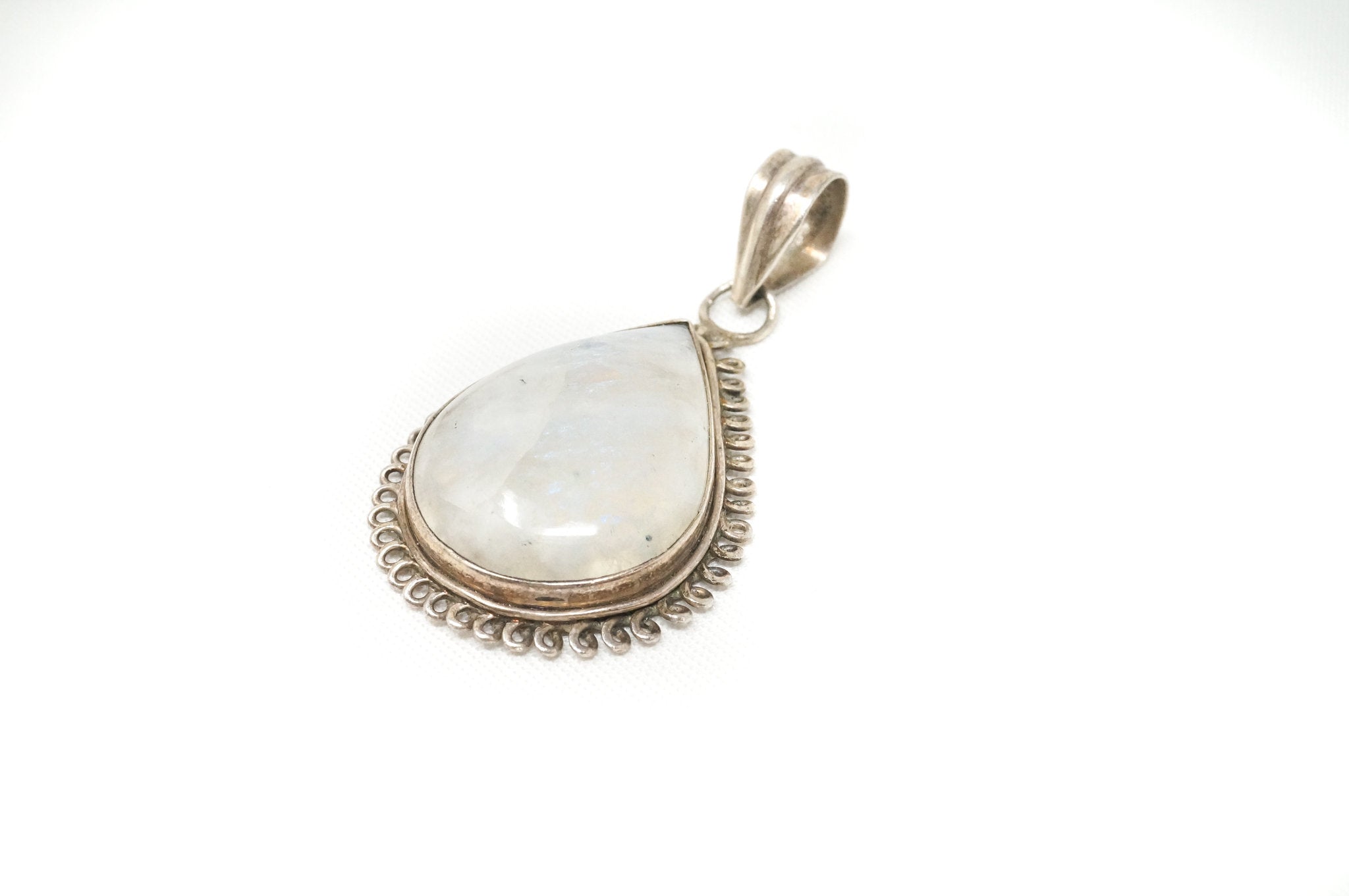 Vintage Moonstone Sterling Silver Southwestern Necklace Pendant | Jewelry > Necklaces > Pendants | Wiccan Center