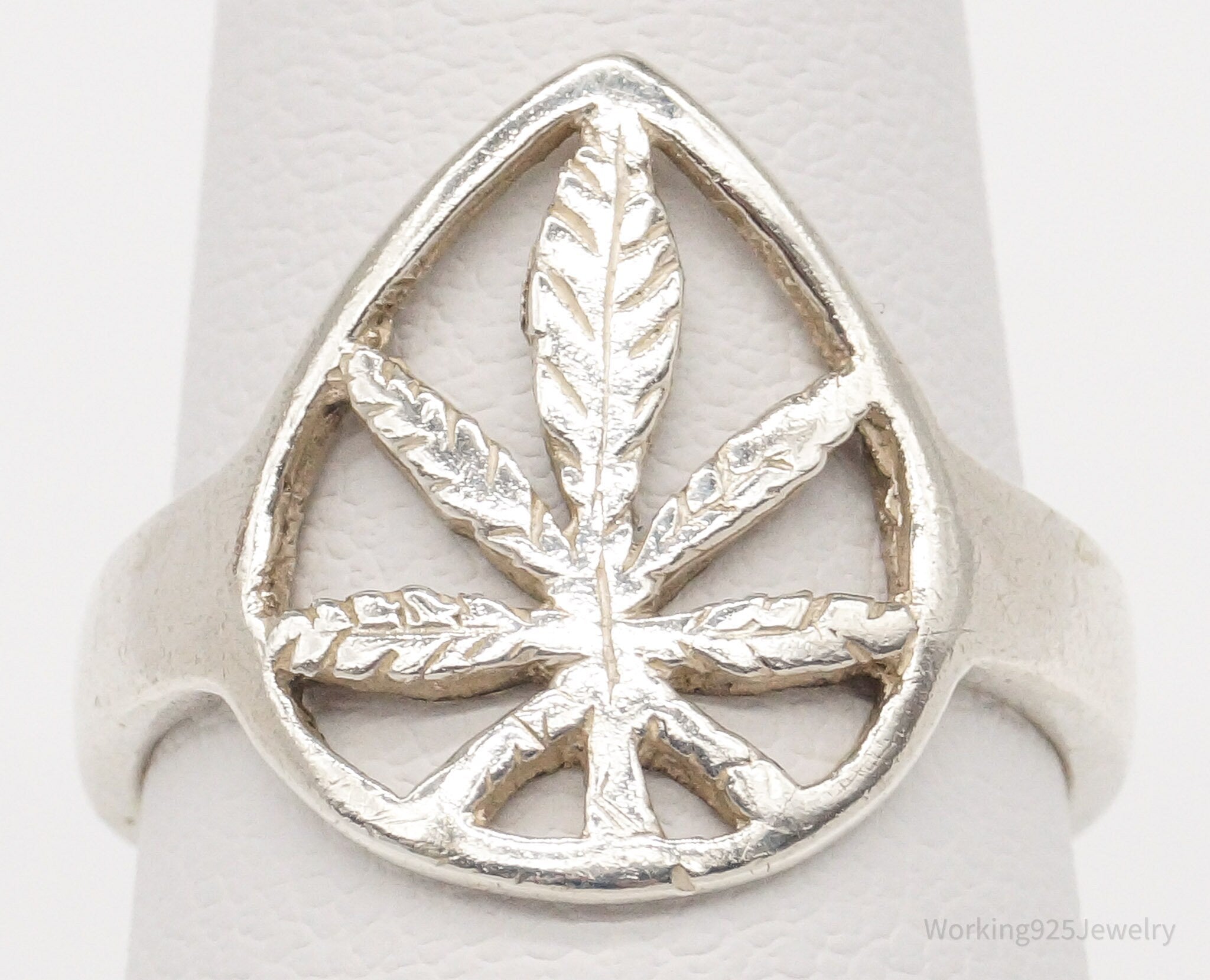 Vintage Medical Marijuana Pot Plant Weed Sterling Silver Ring - Size 5.5 | Jewelry > Rings | Wiccan Center
