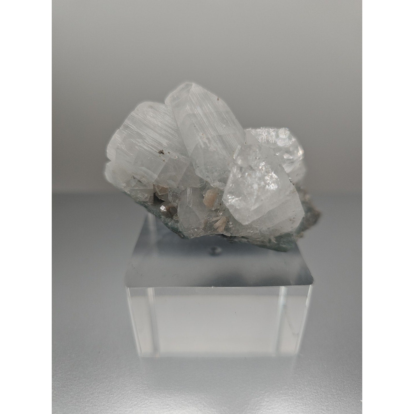 Apophyllite crystal specimen 108grams | Mineral Specimens | Wiccan Center