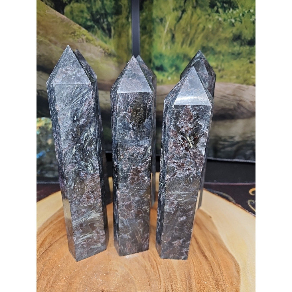 Arfvedsonite Garnet Crystal Tower with Blue Flash — 1.5–1.9 lbs, Polished | CrystalCloud Company | Crystal Points & Towers | Wiccan Center