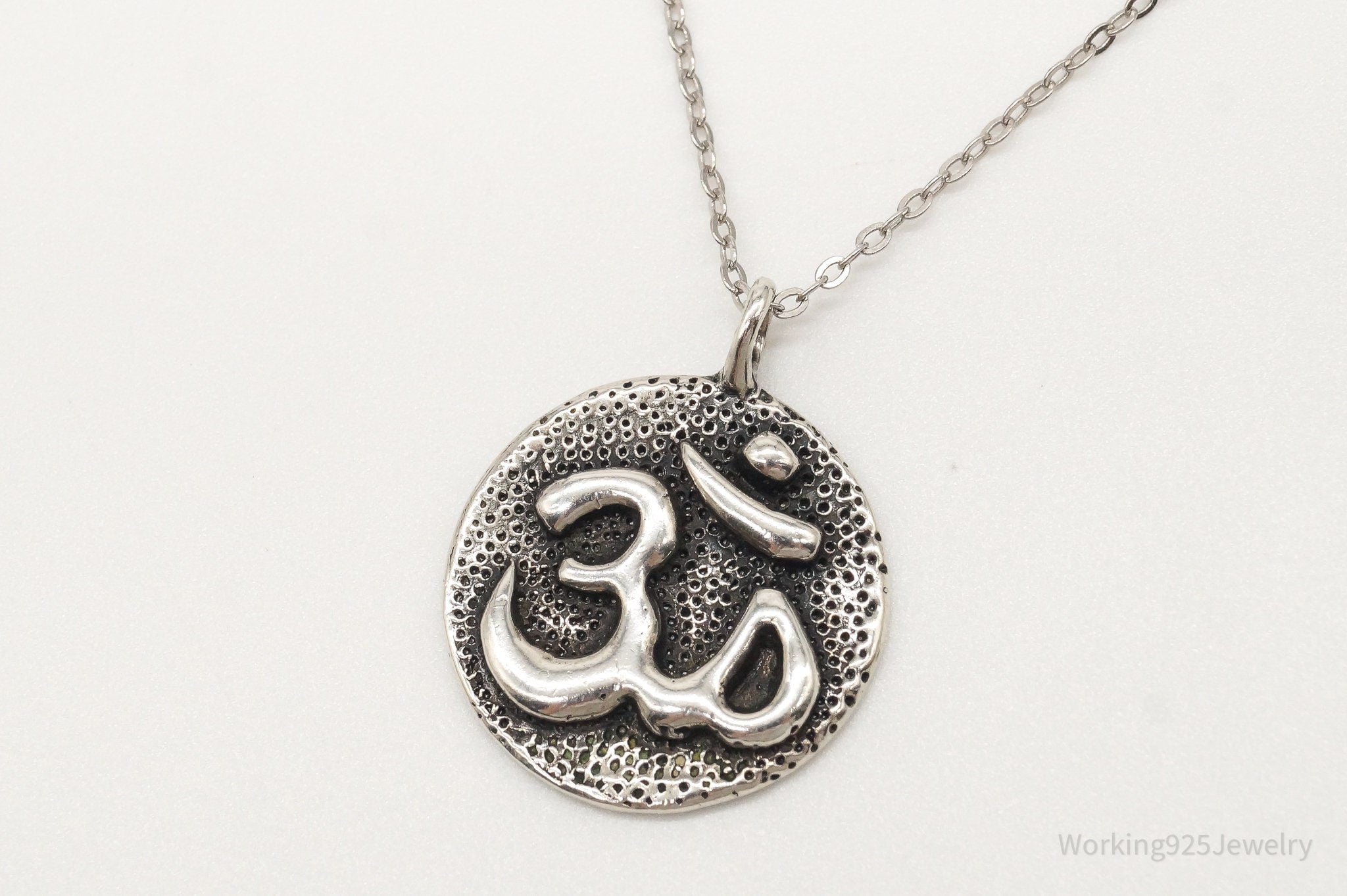 Vintage Om Symbol Sterling Silver Necklace | Jewelry > Necklaces > Pendants | Wiccan Center