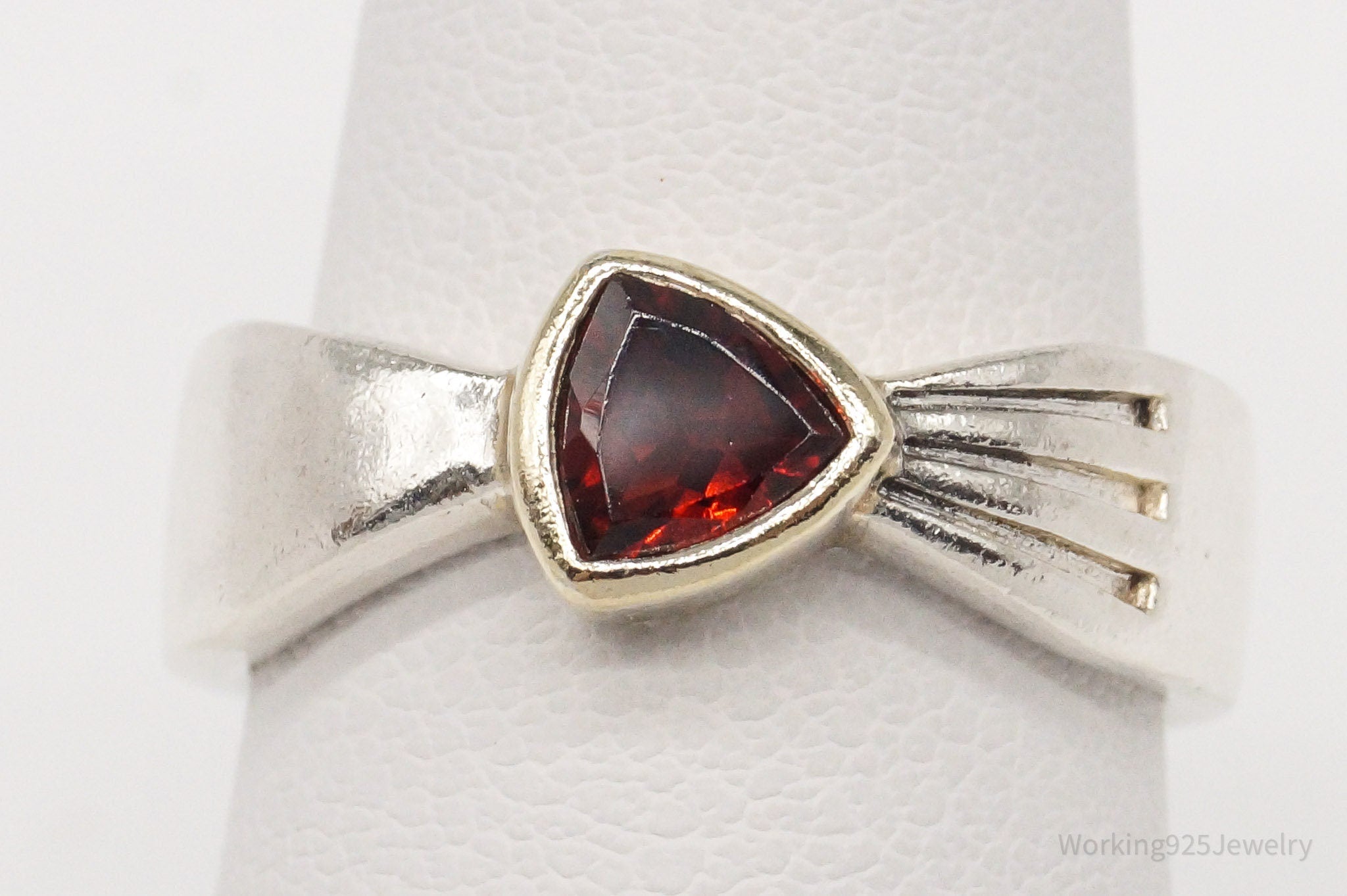 Vintage Garnet Gold Sterling Silver Ring - Size 6 | Jewelry > Rings | Wiccan Center