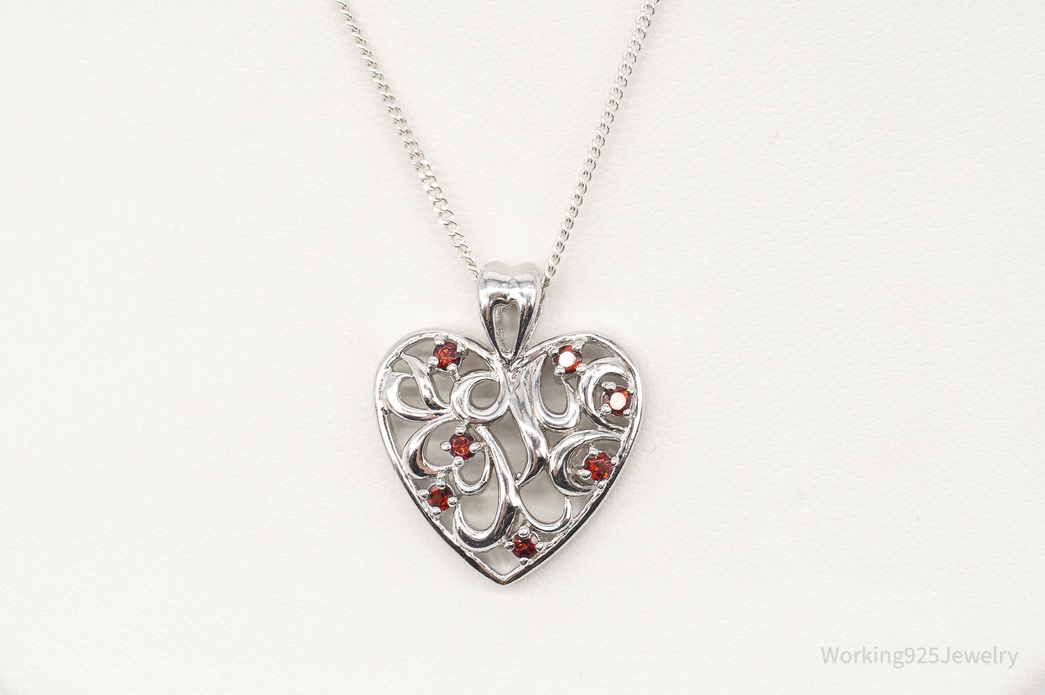 Vintage Garnet Heart Sterling Silver Necklace | Jewelry > Necklaces > Pendants | Wiccan Center