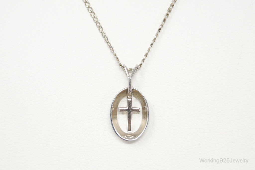 Vintage Designer Marvel Cross Sterling Silver Necklace | Jewelry > Necklaces > Pendants | Wiccan Center