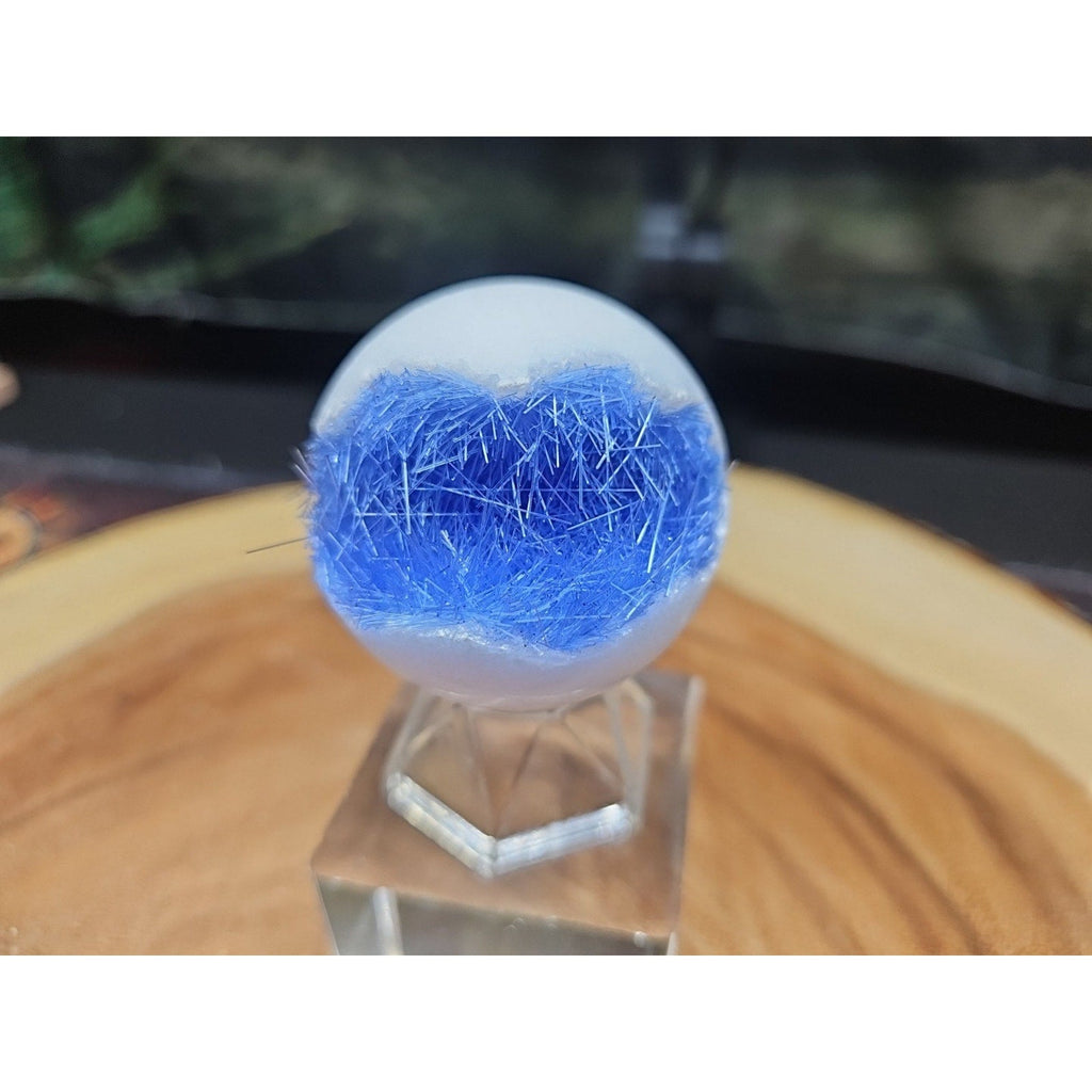 Magnesium phosphate Sphere W/Stand 154g 50mm | Crystal Spheres & Eggs | Wiccan Center