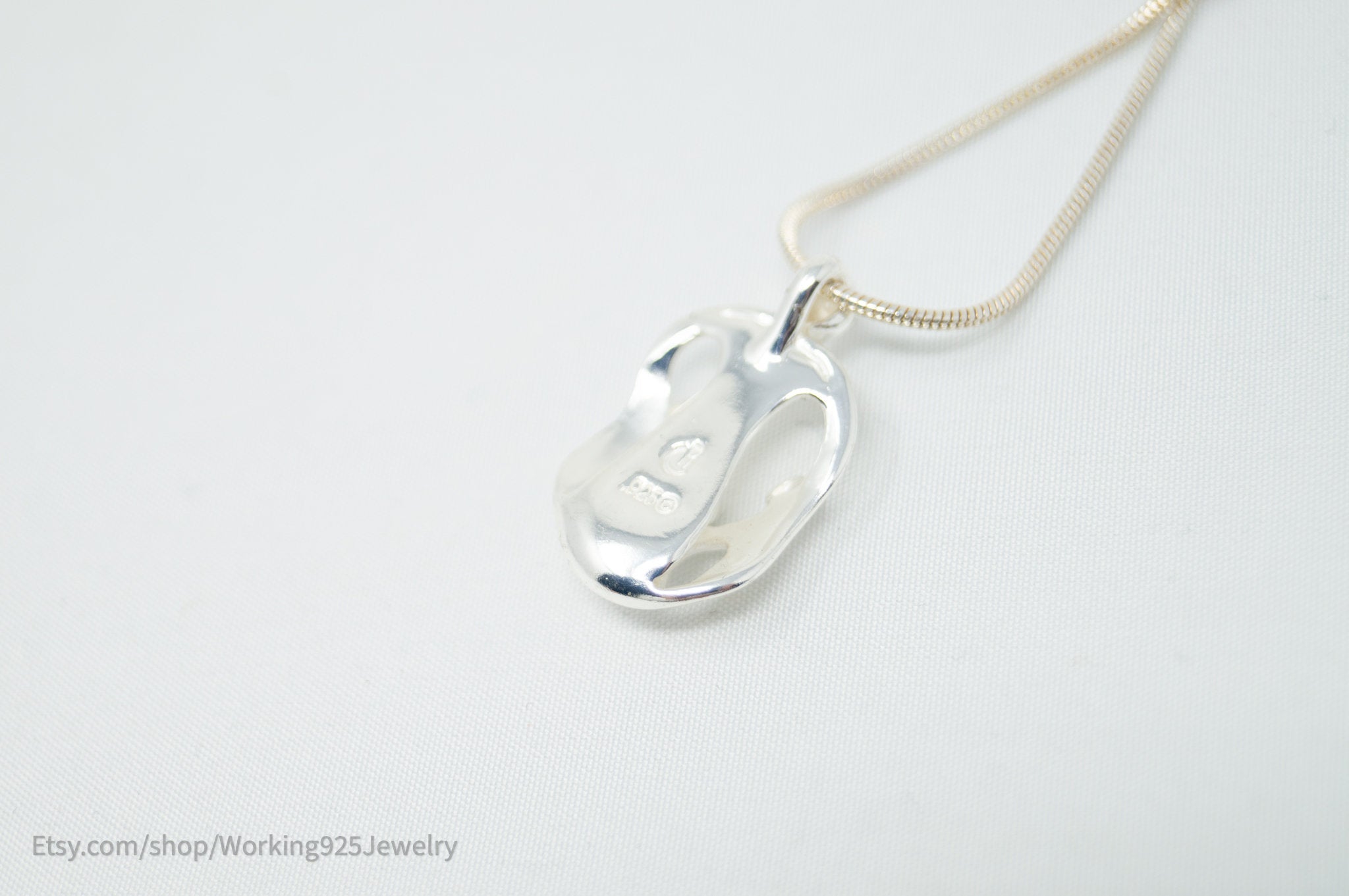 Vintage Designer Carolyn Pollack Relios Mothers Love Sterling Silver Necklace | Jewelry > Necklaces | Wiccan Center