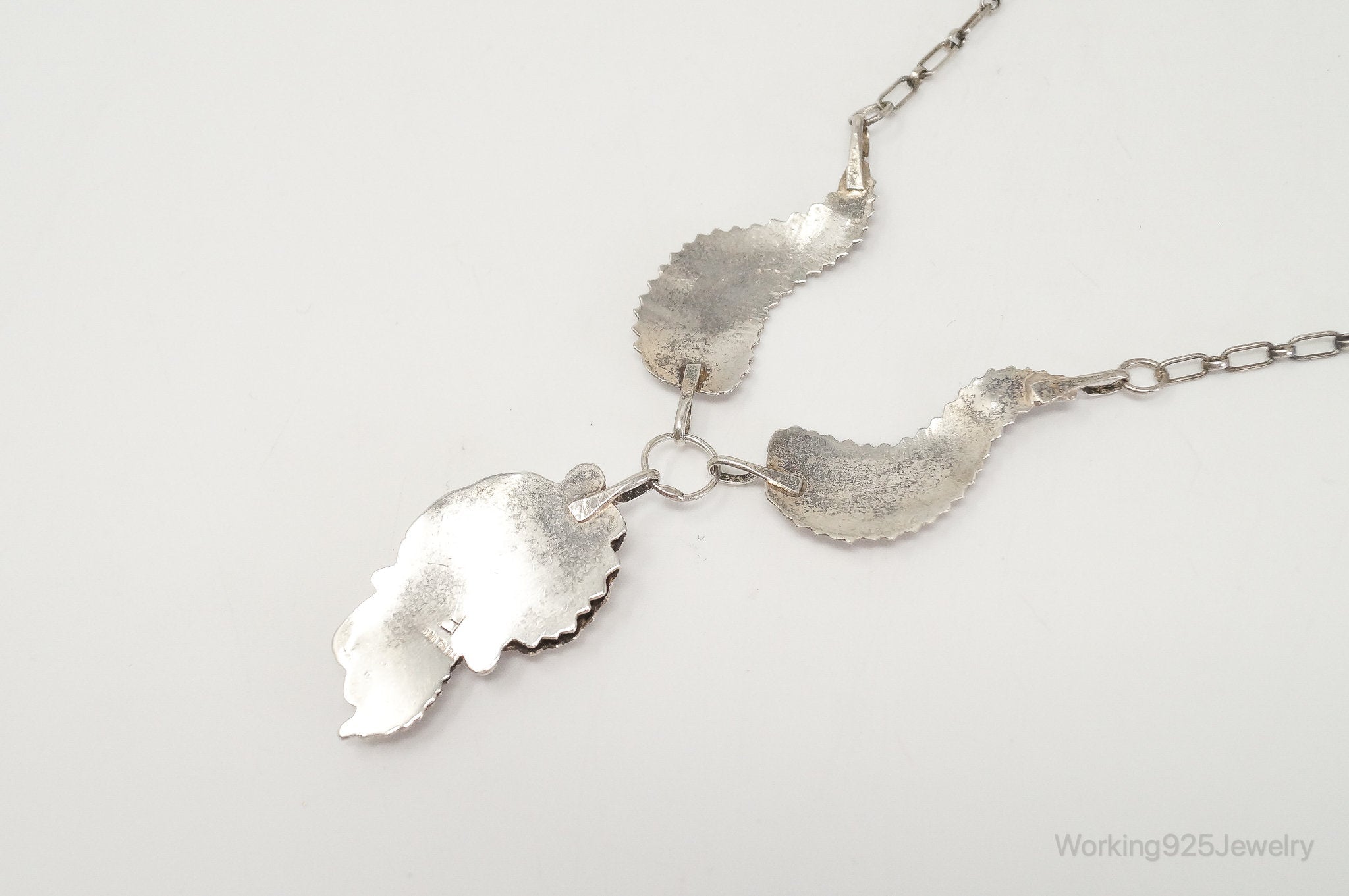 Vintage Native America F Handmade Feathers Design Sterling Silver Necklace | Jewelry > Necklaces > Pendants | Wiccan Center