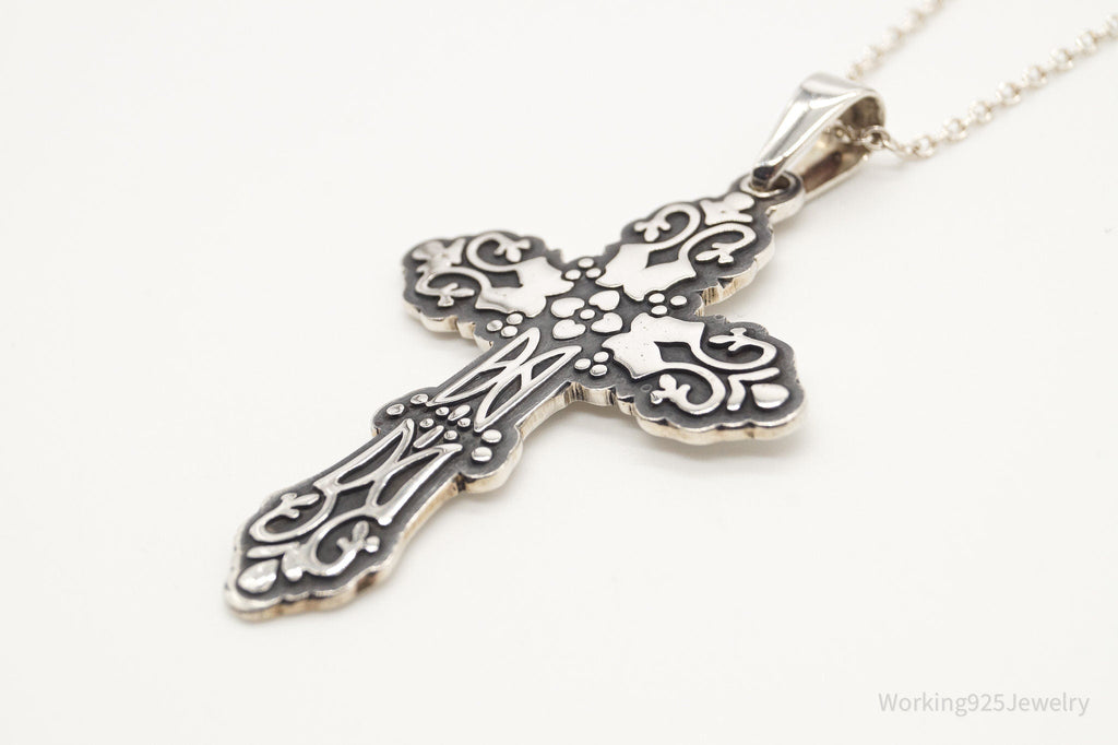 Vintage Large Mexico Artisan CII Cross Sterling Silver Necklace | Jewelry > Necklaces > Pendants | Wiccan Center