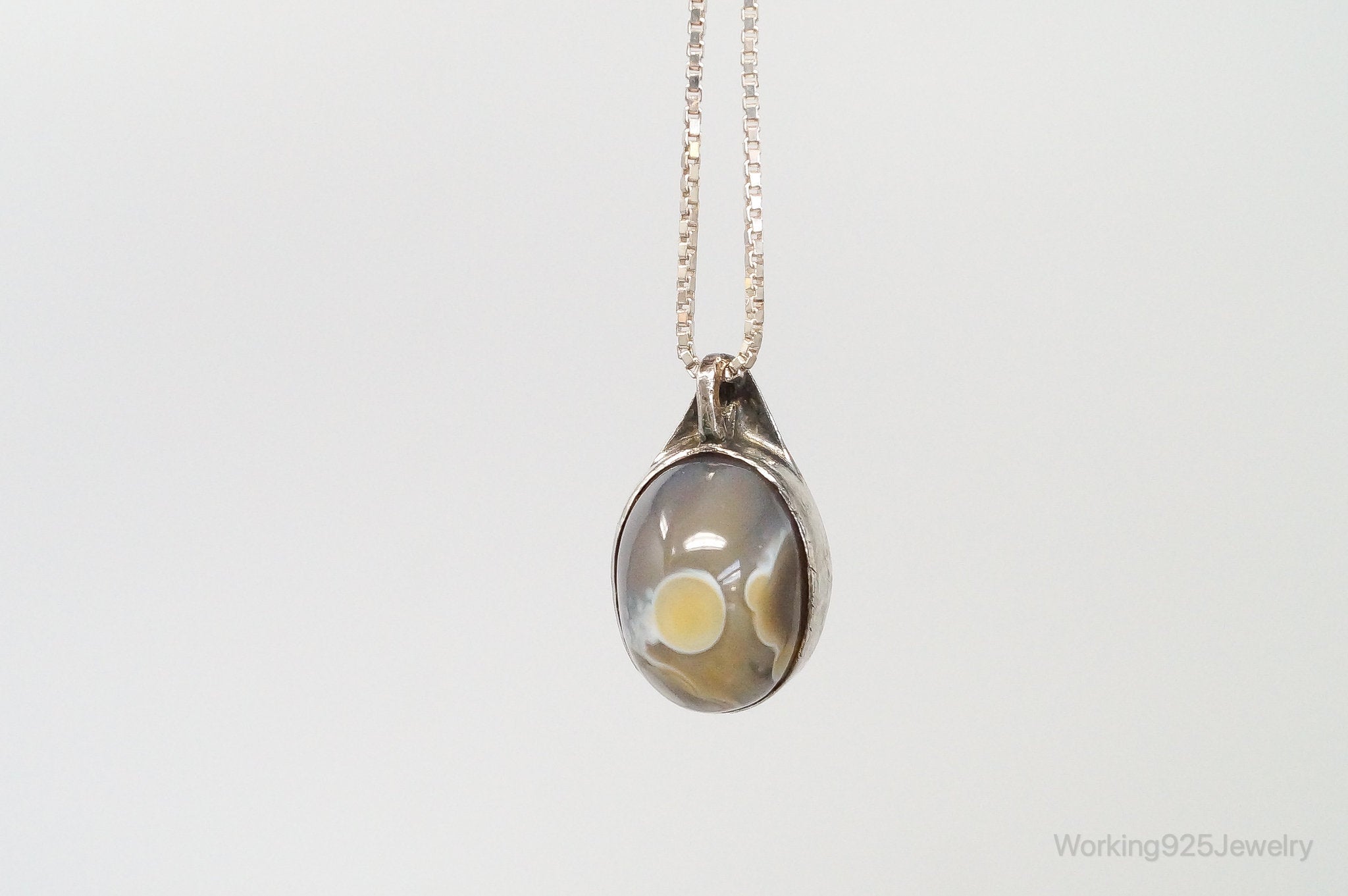 Vintage Agate Sterling Silver Necklace | Jewelry > Necklaces > Pendants | Wiccan Center