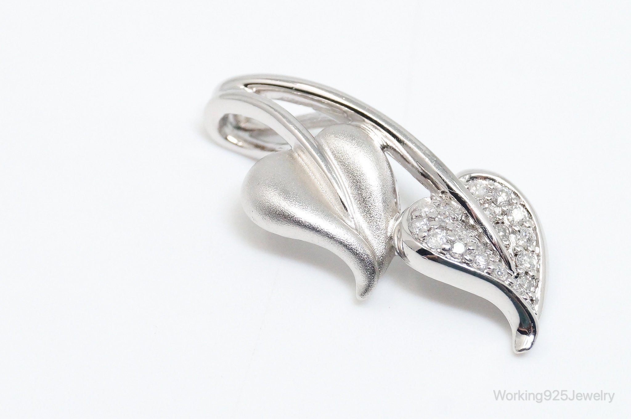 Vintage Cubic Zirconia Leaves Sterling Silver Necklace Pendant | Jewelry > Necklaces > Pendants | Wiccan Center