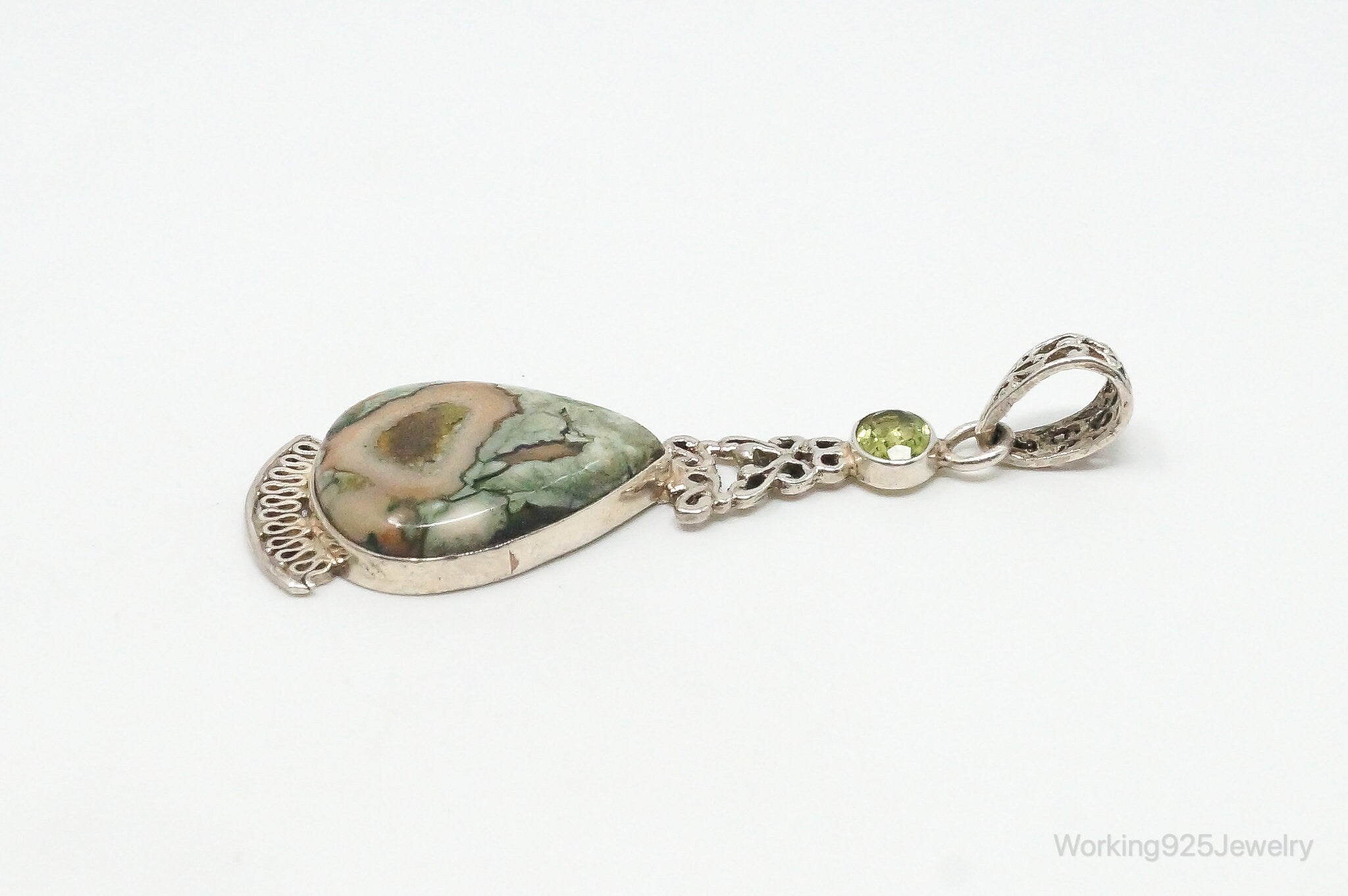 Vintage Large Jasper Peridot Sterling Silver Necklace Pendant | Jewelry > Necklaces > Pendants | Wiccan Center