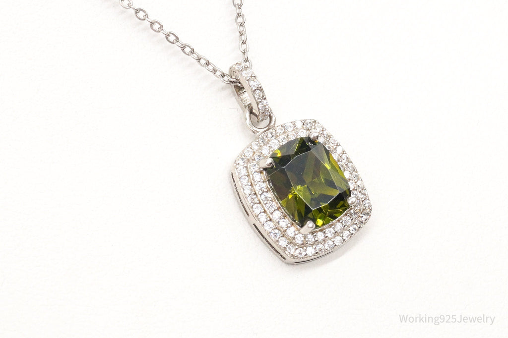 Designer Ryze Peridot Cubic Zirconia Sterling Silver Necklace | Jewelry > Necklaces > Pendants | Wiccan Center