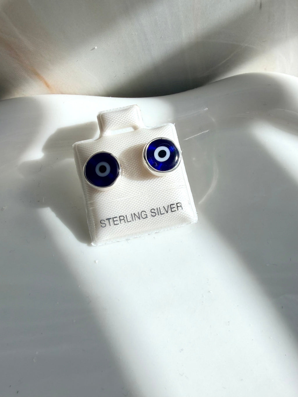 Silver 925 blue evil eye stud earrings | Aretes de plata 925 ojito turco