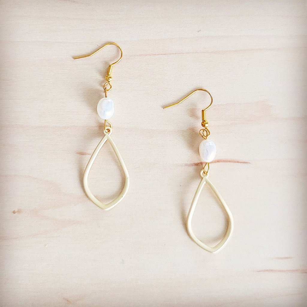 Matte Gold and Freshwater Pearl Earrings Drop 200bt | Earrings | Wiccan Center