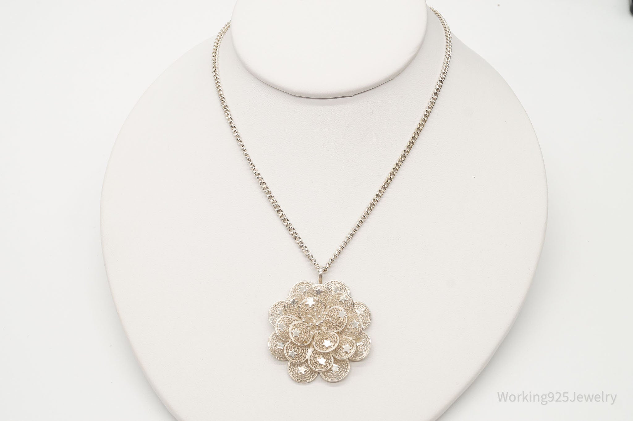 Vintage Large Filigree Flower Star Petals Silver Chain Necklace | Jewelry > Necklaces > Pendants | Wiccan Center