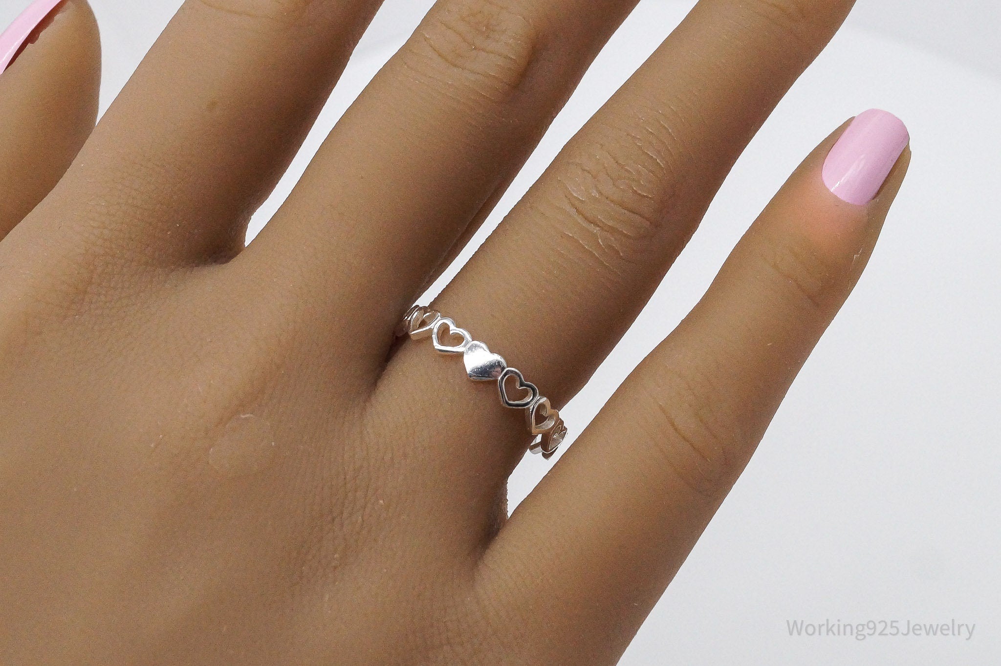 Vintage STE BEE Open Hearts Pattern Sterling Silver Band Ring - Size 8 | Jewelry > Rings | Wiccan Center