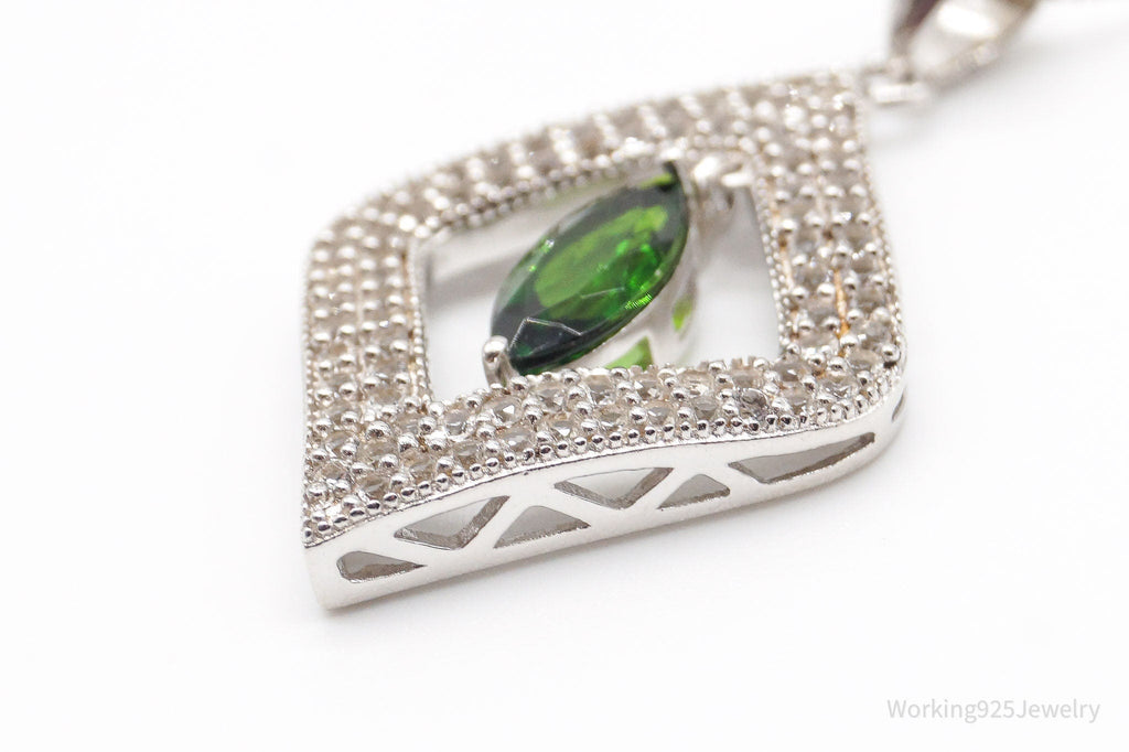 Vintage Lab Emerald Cubic Zirconia Sterling Silver Necklace | Jewelry > Necklaces > Pendants | Wiccan Center