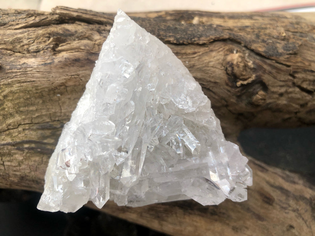 Clear Quartz | | Wiccan Center