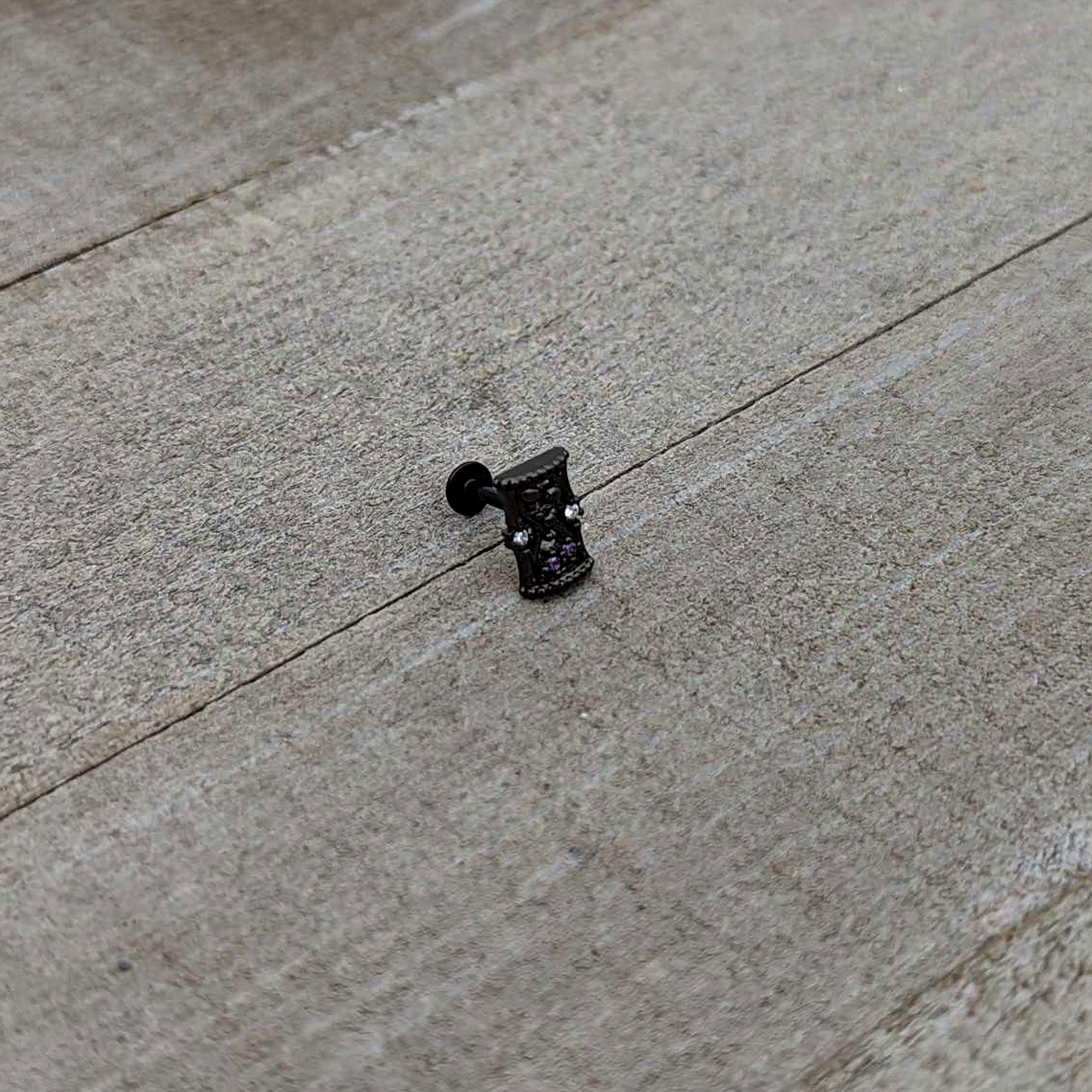 16G 5/16 Purple Gem Black Gothic Hourglass Labret Monroe Tragus | LABRET Monroe TRAGUS | Wiccan Center