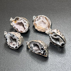 Oco Geode Druzy Crystal Pendant (Full Silver Plated Back) Gemstone Jewelry Necklace Supply | Jewelry > Necklaces > Crystal Necklaces | Wiccan Center