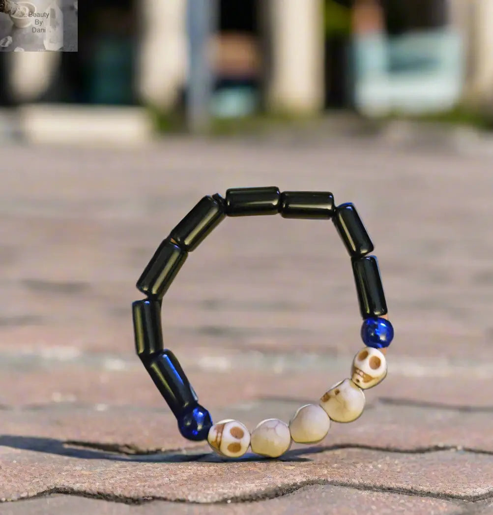 Onyx Skull Bracelet with 8mm Beads