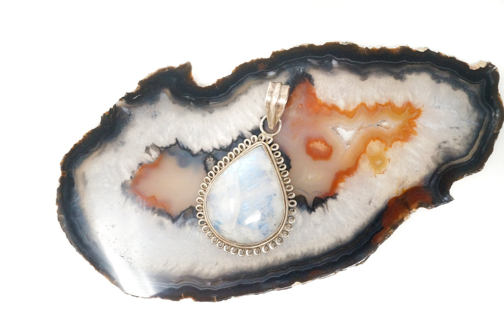Vintage Moonstone Sterling Silver Southwestern Necklace Pendant | Jewelry > Necklaces > Pendants | Wiccan Center