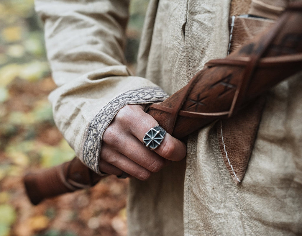 Linen Viking Tunic – Medieval Reenactment Shirt