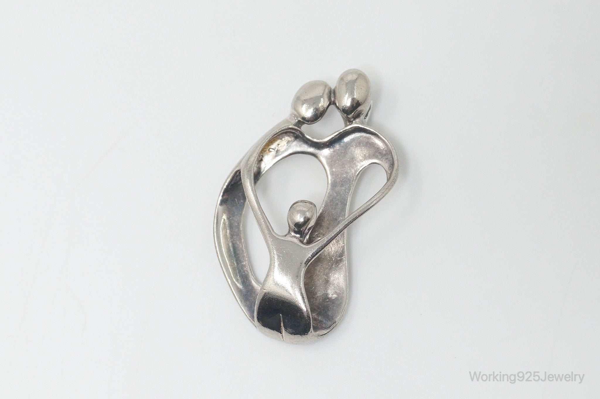 Vintage Native American Carolyn Pollack Relios Family Sterling Silver Pendant | Jewelry > Necklaces > Pendants | Wiccan Center