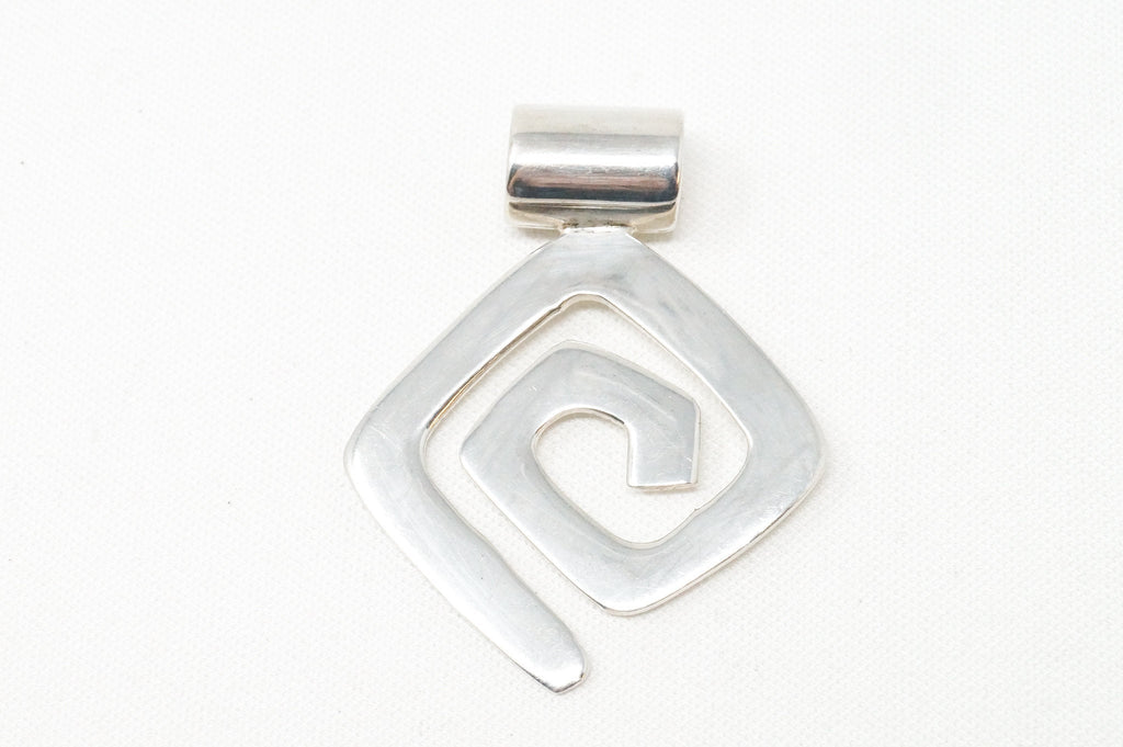Retired Silpada Spiral Geometric Maze Sterling Silver Necklace Pendant | Jewelry > Necklaces > Pendants | Wiccan Center